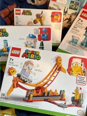 Nintendo LEGO Super Mario Starter Course -plus 5 new sets